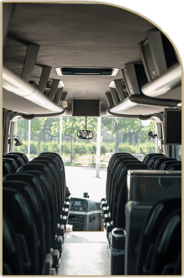 Elegantes Interieur eines VIP-Busses von Drive 57, genutzt für Messetransfer.