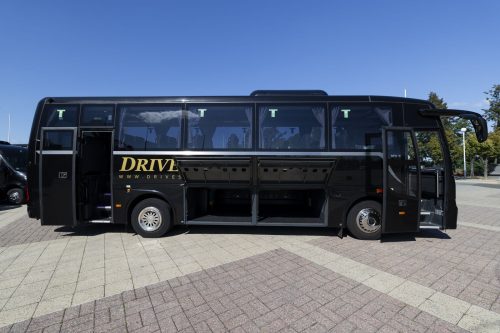 Midibus Premium von Drive 57 – Seitenprofil